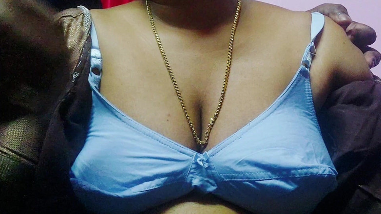 Desi Mohini: Meu sexo quente indiana com padrasto