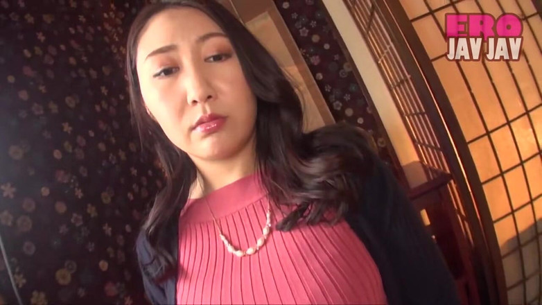 Eros-JavJav: Přetékající potěšení prsaté manželky Maho Shiiny část první