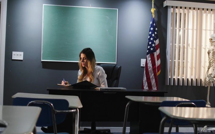 Transsensual: Sexy pentru scena mea cu profesorul TS 2 lecții de TS