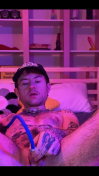 Pumping My Tdick, Come Suck?