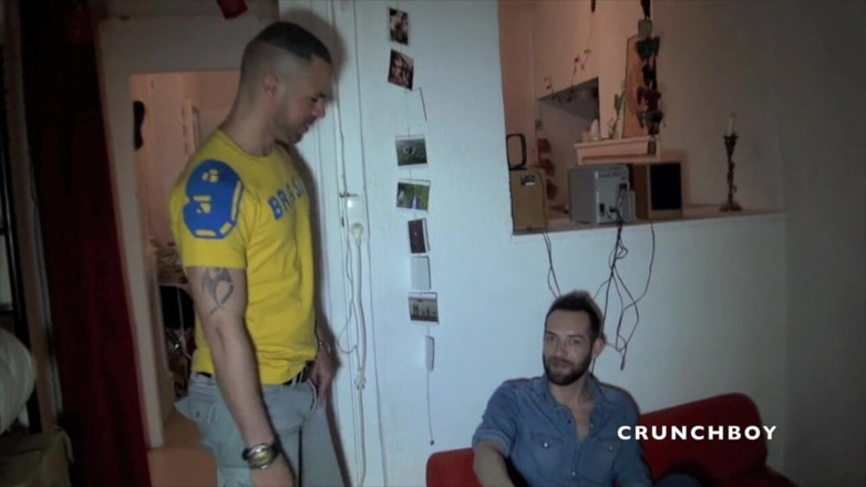 MEN BIG COCKS FUCKERS: Nico ki kaasting ke lie Delta Kobra dvara chudaee