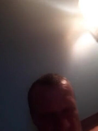 Lilpickle40: Amteur masturbation