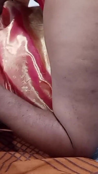 Mi marido me convenció, estoy enojada y me follaron y hice un orgasmo feliz, video sexy indio