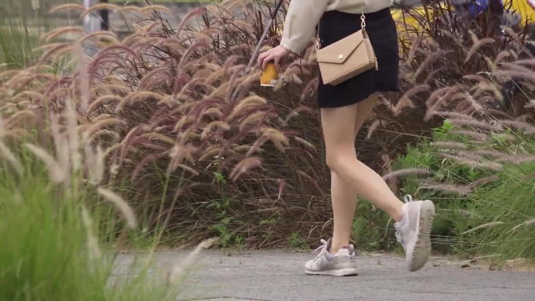 ModelMedia Asia: Mdag-0009 Street Hunting / Slender Pretty Stewardess Enjoys the Strained Pleasure