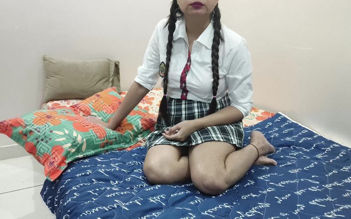 Saarabhabhi6: Universitária fodida duro - hindi desi porn com áudio