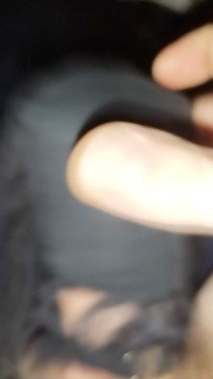 cyryl_444: Masturbasi pakai celana dalam