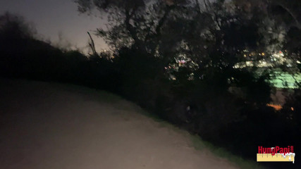 Hung Papi: Cewek semok latino dengan toket besar lagi asik masturbasi sendirian...