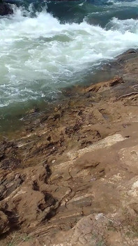 Il fiume viene deviato verso il