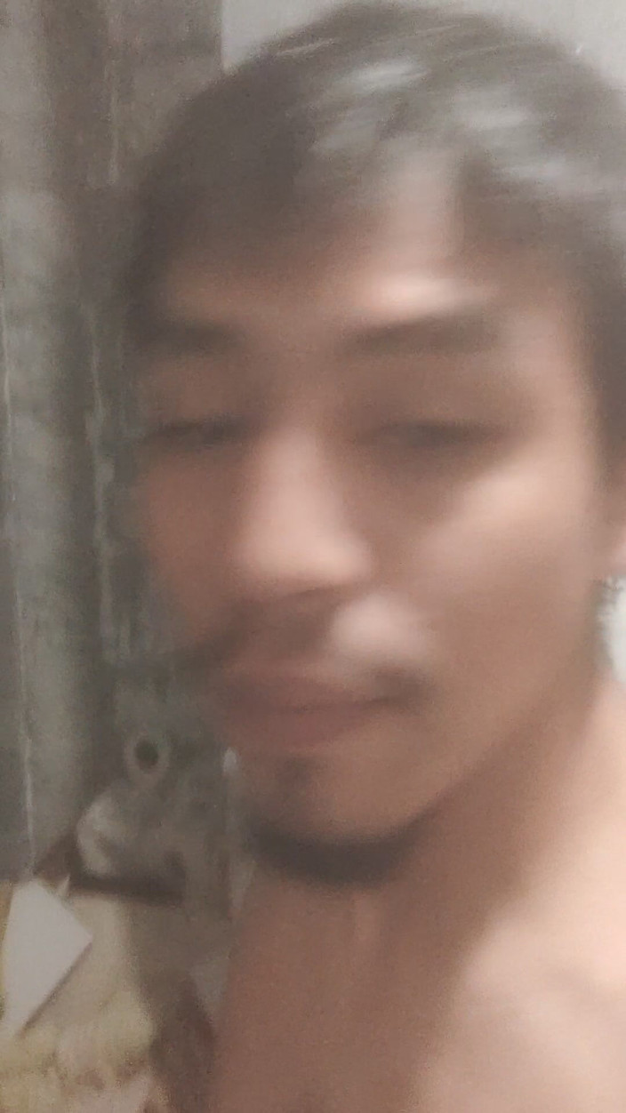 AlexAlejandro13: 화장실에서 내 우유를 펌핑