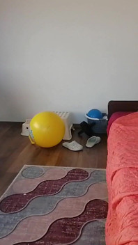 Esposa amateur hace yoga desnuda, coño peludo, gran culo, grandes tetas, milf amateur con gran culo, grandes tetas, coño peludo