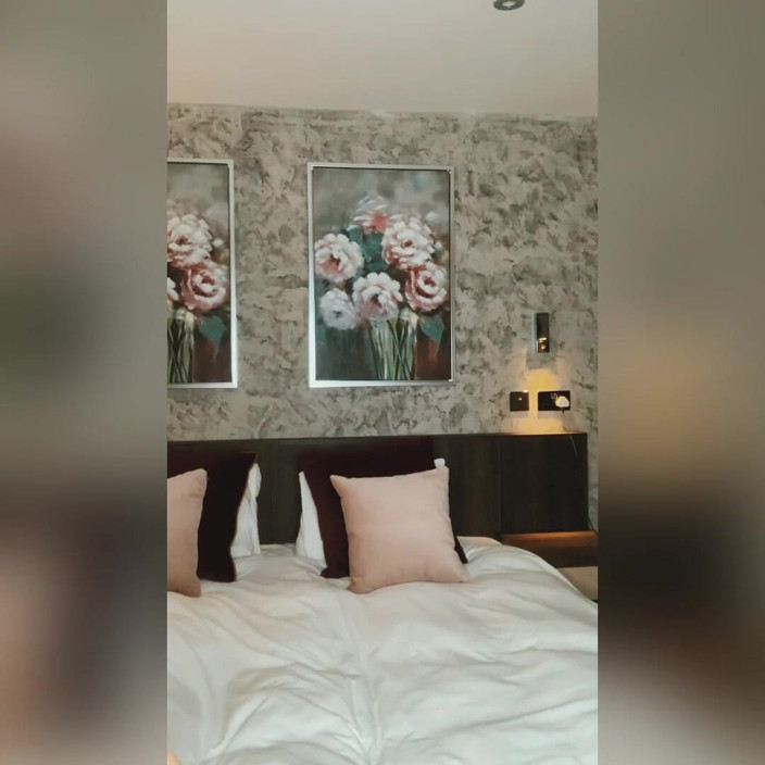 SophiaSmithUK: Nona sophia yang ketat menggoda dan joi