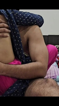 Manvi Ratra fodida por seu cunhado enquanto o marido está ausente - 5 de junho de 2025
