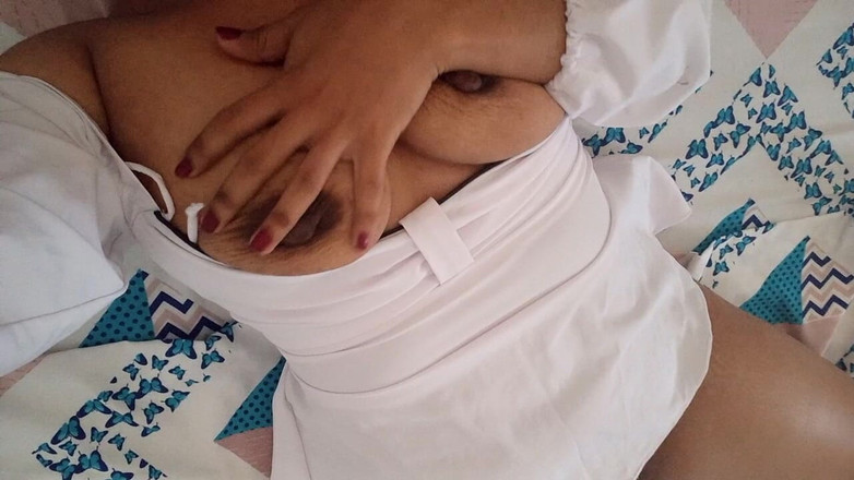 PATY PATY: Mahasiswi sange ini lagi asik ngentot memek sempitnya sampai toketnya...