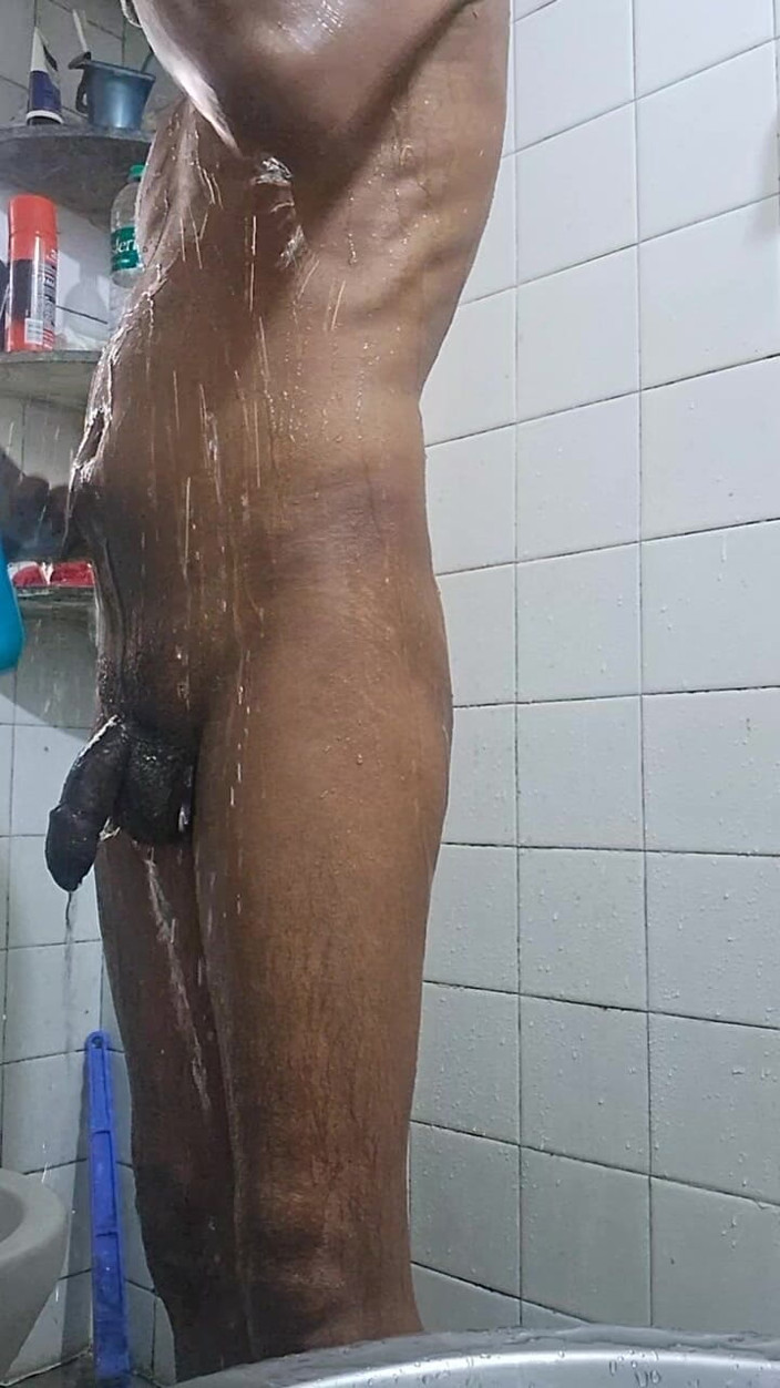 Maddymissile: मैं मॉर्निंग बाथ ले रहा हूं