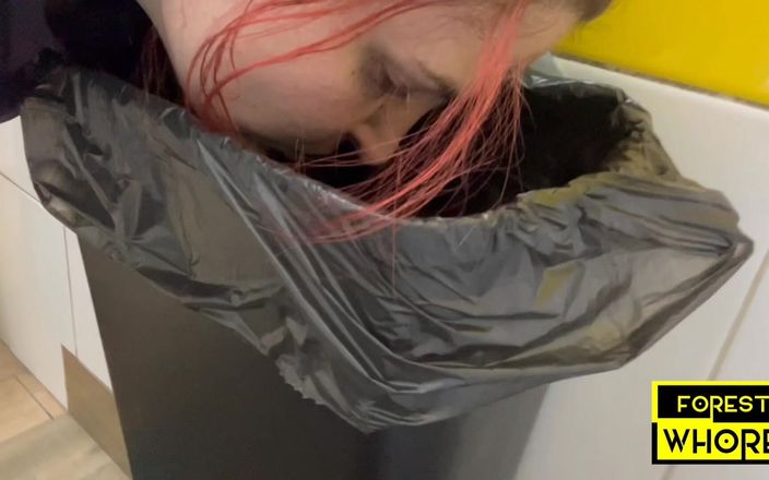 Forest-Whore: Mein dummes schwein # 6 isst müll