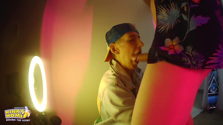 KinkyHome: Emocionante mamada - semen en la boca