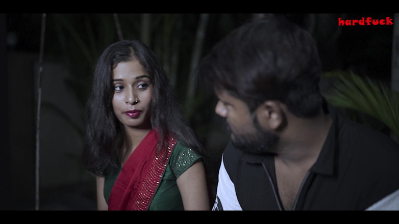 Hard Fucking X 69: An Unangulated Beautiful Girl in a Saree Is Roaming in...