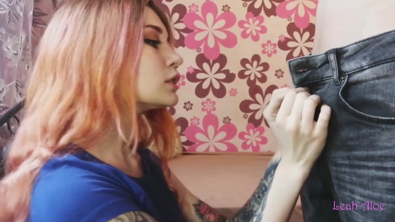 Leah Aloe: Smyslné kouření pro tátu