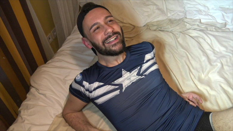 AMATOR BAREBACK FRENCH STUDIO: Bareback para su porno frsit