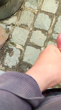 POV: Na zewnątrz spust