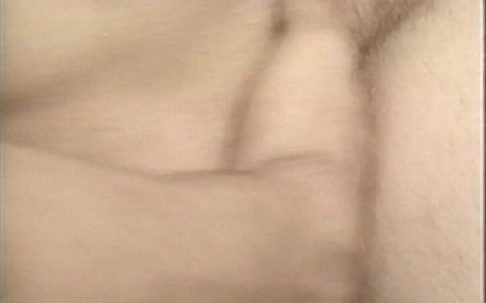 Gay RetroX VHS: Erkekler samimi ateşin tadını çıkarıyor #6