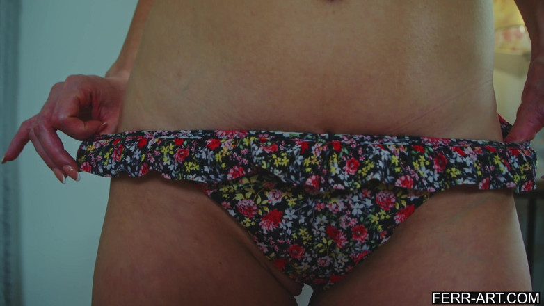 Ferr-Art: Jayla De Angelis Naga bielizna spróbuj haul część 1.