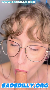Sad Silly Sex Therapist Teaches You How to Cum in Her Mouth