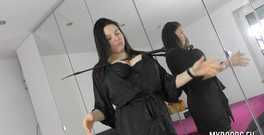 My Boobs: Talia Amanda natáčí pro Myboobs v sexy prádle v Zrcadle