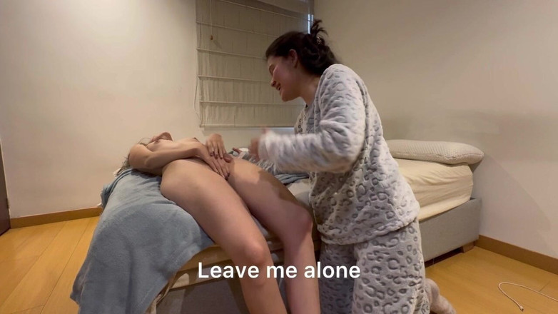 scarlettandc: महिलाएं अपने कामोत्तेजक का पता लगाती हैं