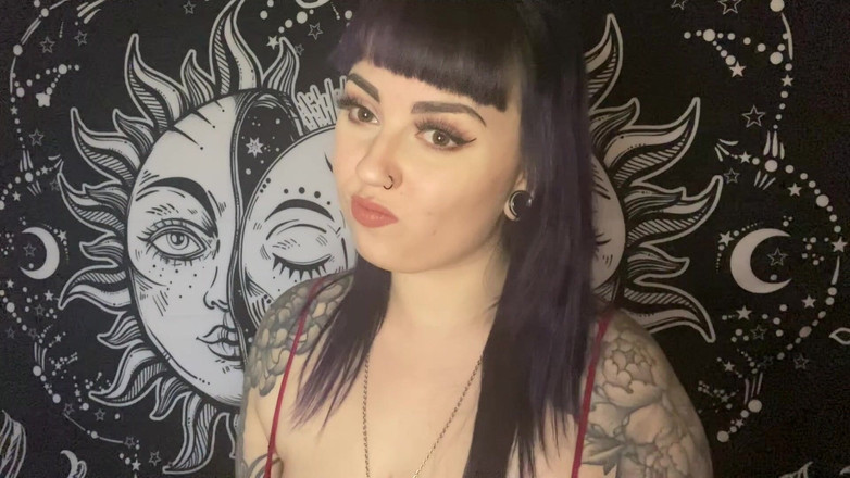 Miss Valentina: Bratty 继妹的内裤嗅闻撸管指挥