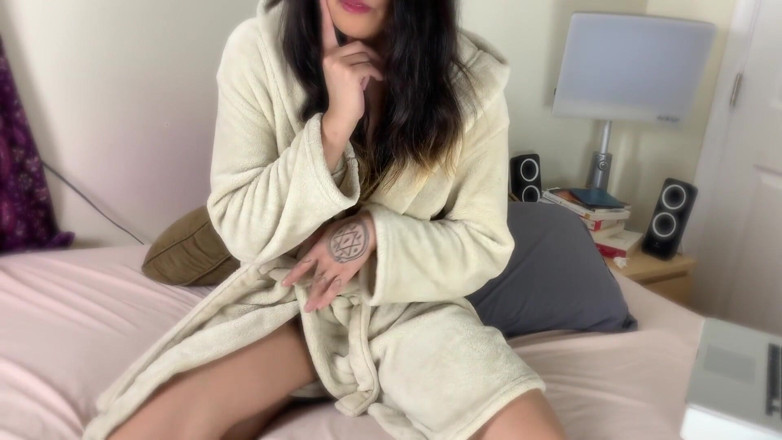 Melissa Masters: Worship me: trans body worship