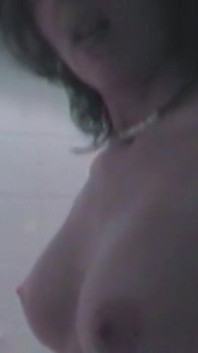 Amateur masturbation in the bathroom