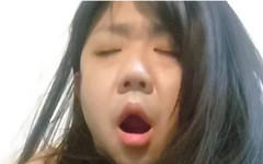 Ureniku Benten: Podívejte se na Mě Více