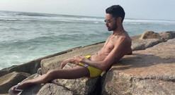 arabeputo: Magrelo Do Pau Grande Punheta Sur La Plage