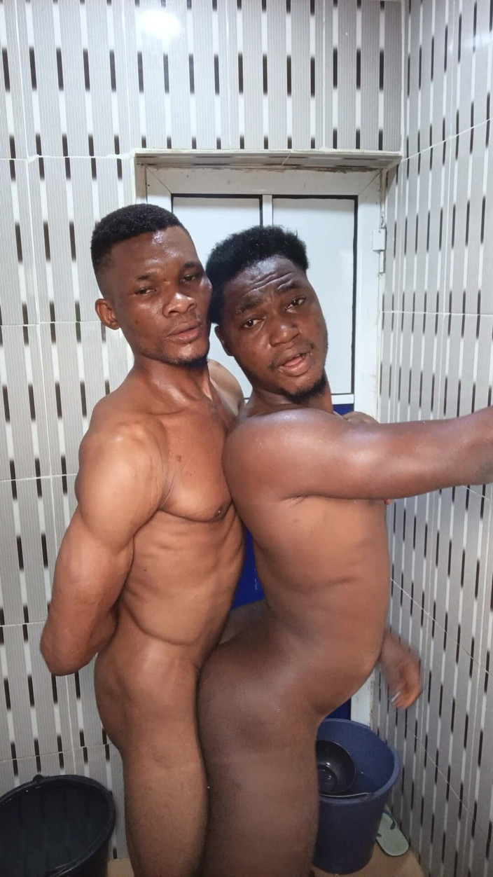 BlackDanie_production: Babam beni çok iyi sikti ve buna bayılıyorum