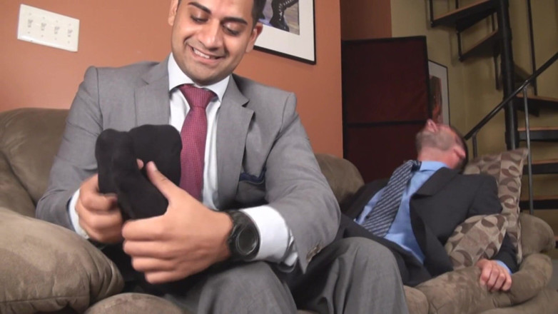 Gay Tickling and Foot Fetish | By Taworship: Temuduga Ticklish
