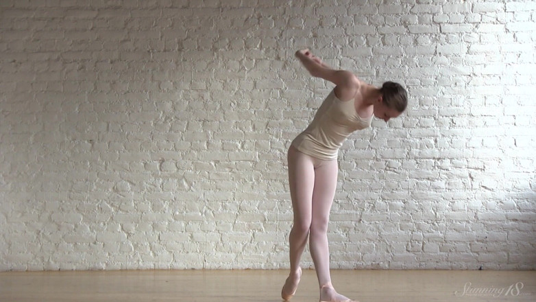Stunning18: Workdays of a Ballerina