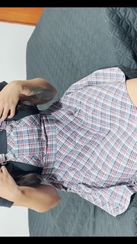 Sexy studentka po hodině šuká v její těsné kundičce ...