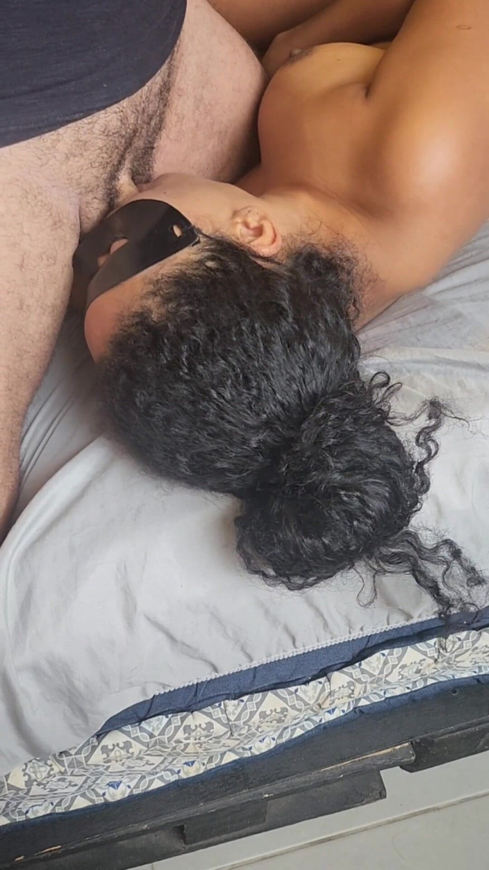 Pietro Montoya: Bebendo meu suco de mijo e bebendo porra pelo meu...