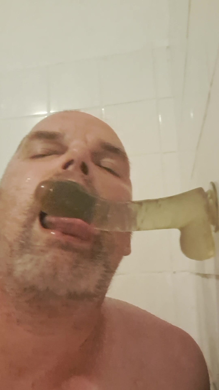 Fickspecht: Bitchen Måste Suga