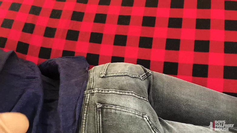 Boys half-way house: Anh ấy sẽ học cách thích nó ở đây