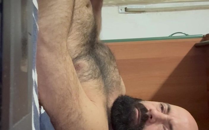 Carlos Verga: Masturbazione e gran finale