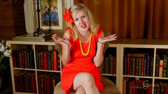 ATKIngdom: ブロンドのかわいこちゃんはカメラの前で自慰行為をする