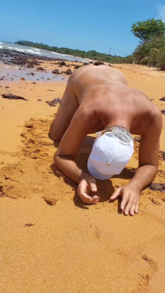 Ladysilvas: Ladysilva nuda sulla spiaggia Che puttana calda