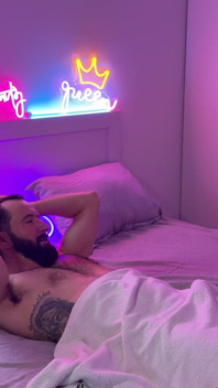 È così caldo nel tuo ano! La troia di Barbie Angelica Heaven è stata allungata, scopata e scopata forte sul set di porno anale!