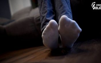At giantess Eliška’s huge feet