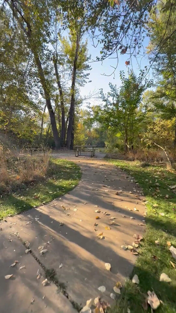unemployedrobot: Public Masturbation Boise Idaho Greenbelt Bike Walking Trail