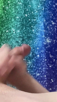 Zrzka teen stříká tvrdě brzy ráno