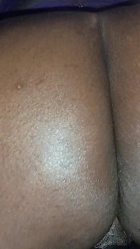 Con cặc bị chết đuối bởi cái mông bbw wobbly