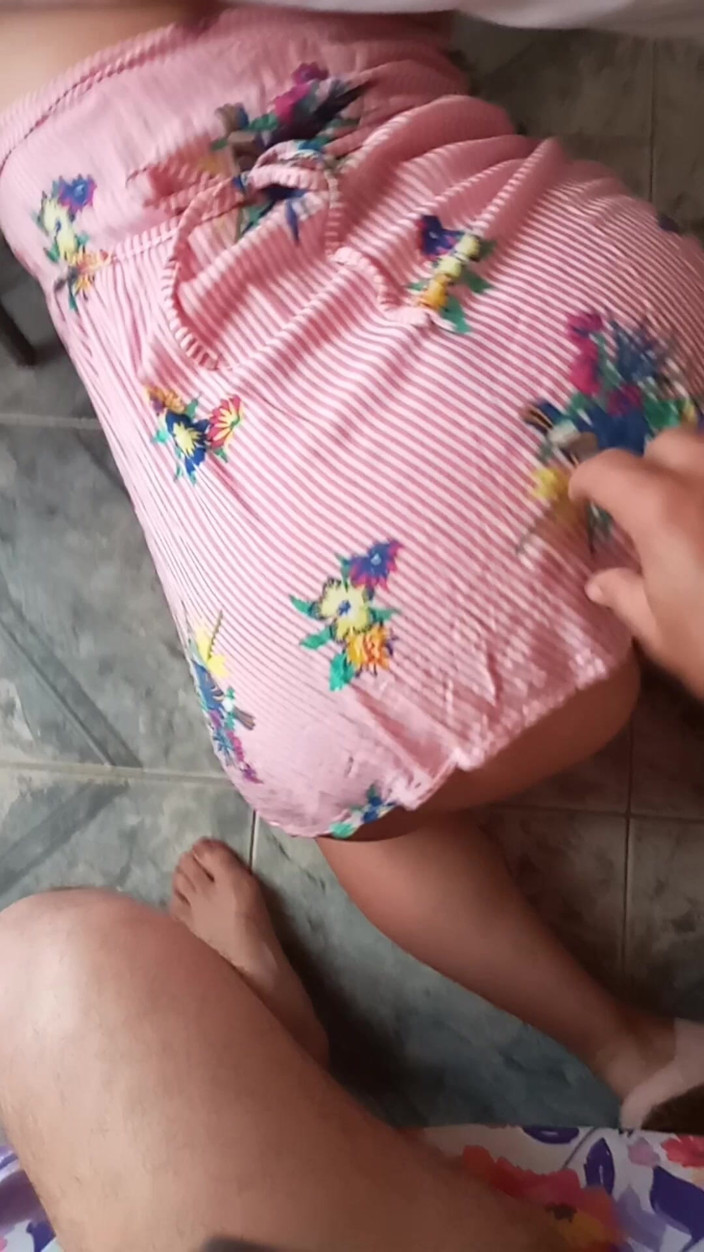 Nalgona Hot Wife: Anaal aan schoonmaken